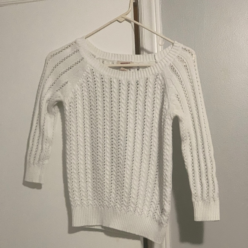 Light weight sweater, will need to wear a white tank top under it